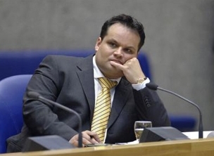 de-jager-handhaaft-provisieverbod-voor-uitvaartverzekeringen-photo