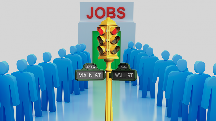 FNV: laat langdurig werklozen zich omscholen