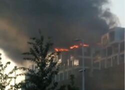 Appartementencomplex onbewoonbaar na catastrofale brand